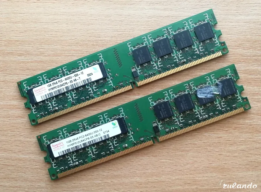 DDR-2 hynix 1GB 2Rx8 PC2-6400U-555-12 / 2 шт Краснодар - изображение 1