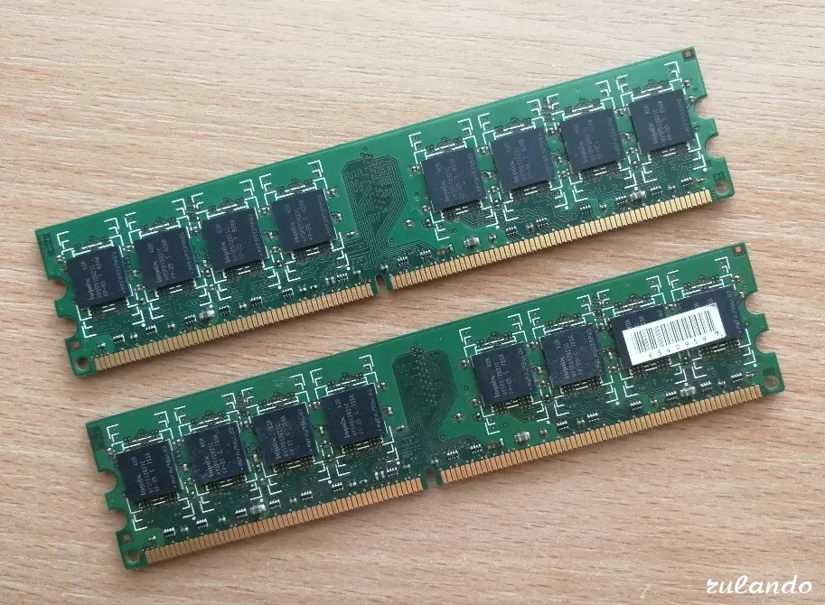 DDR-2 hynix 1GB 2Rx8 PC2-6400U-555-12 / 2 шт Краснодар - изображение 2