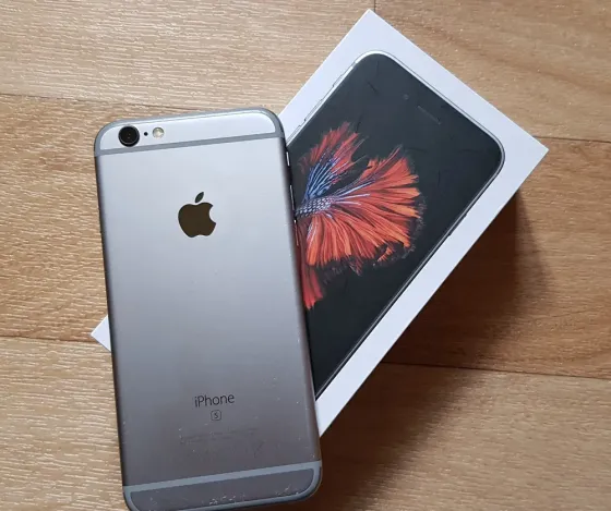 IPhone 6s 64 гб Владивосток