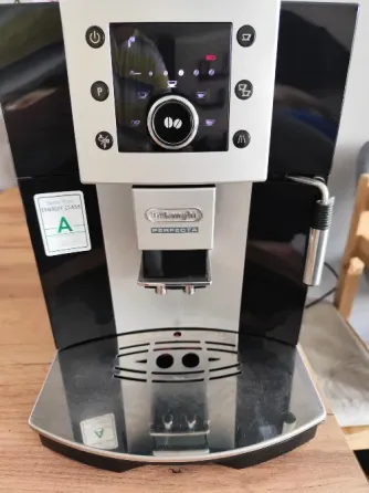 Кофемашина De'Longhi Perfecta Esam 5400 Москва