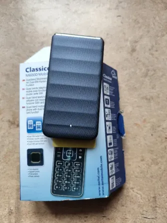 Мобильный телефон - раскладушка Switel M600D Classico Dual-Sim Волгоград