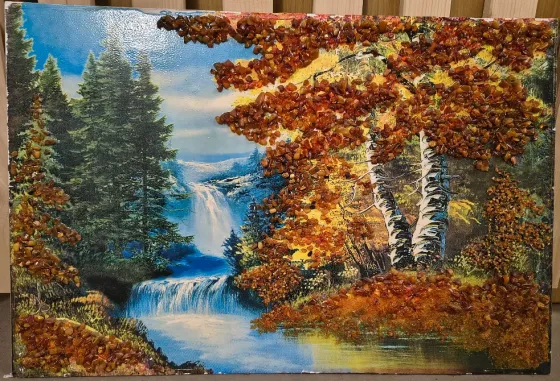 Янтарная картина «Осенний водопад» ручная работа Волгоград
