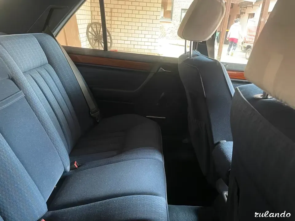 Mercedes 230 E - ретро, как новый Калининград - изображение 4