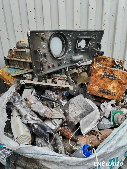 Вывоз и покупка сложного и электронного лома Гатчина - изображение 1