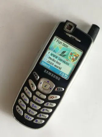 Ретро-комплект Samsung Sgh-X600 /1 сим/+ зарядка + чехол Краснодар