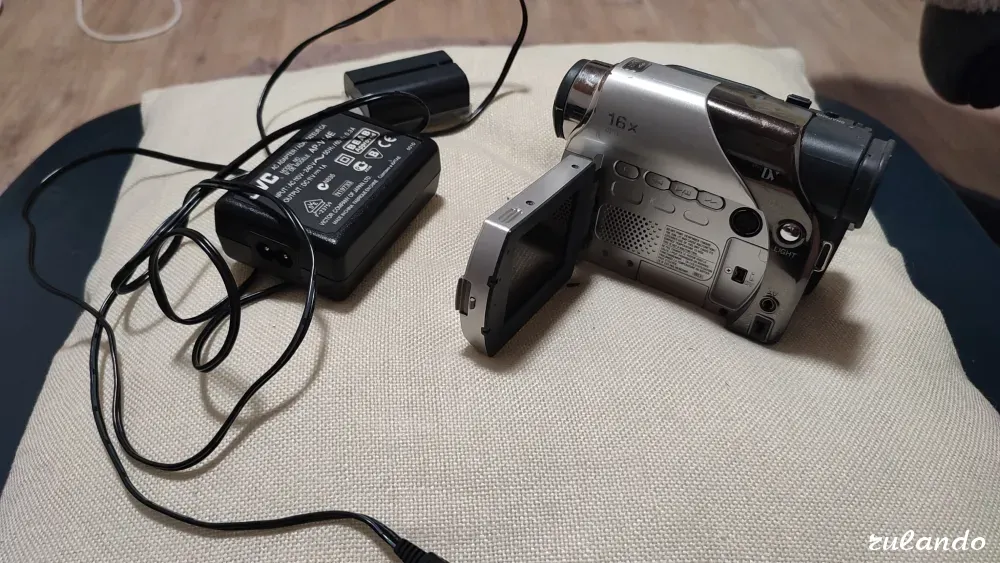 Видеокамера Panasonic NV-Gs11 Москва - изображение 3