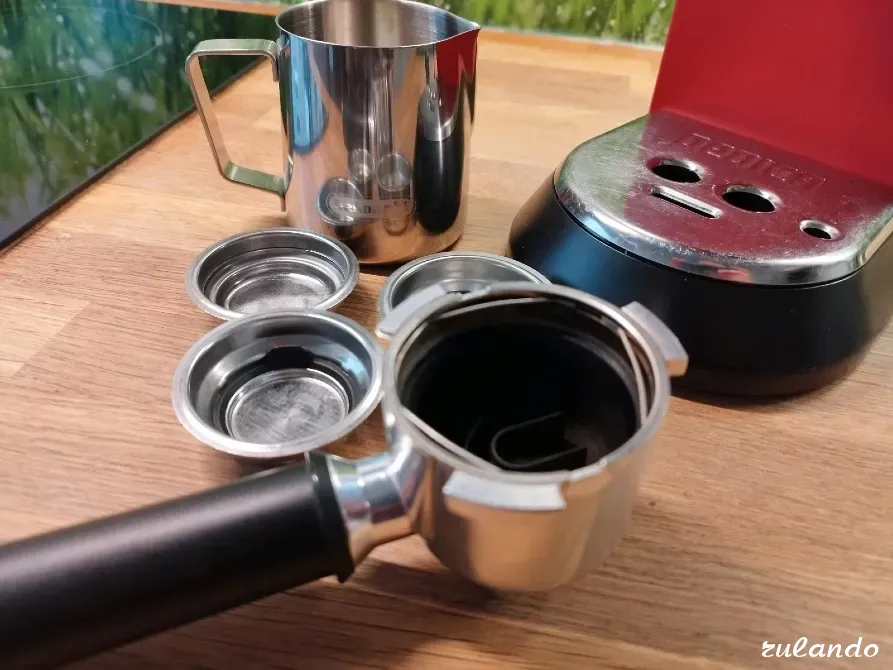 Рожковая кофеварка Delonghi Ec685 эспрессо Ялта - изображение 4