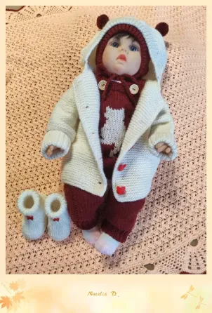 Вязаный костюм для новорожденного 0-3 мес с кошечкой и капюшоном Москва