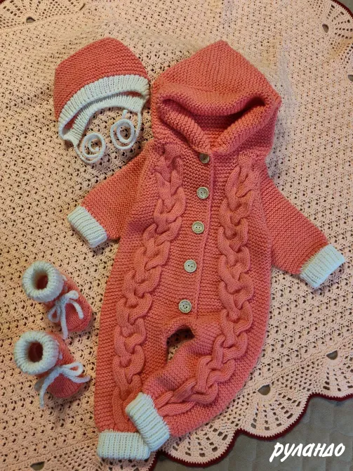 Вязаный комбинезон для новорожденного 0-3 мес. с шапочкой и пинетками Москва - изображение 3