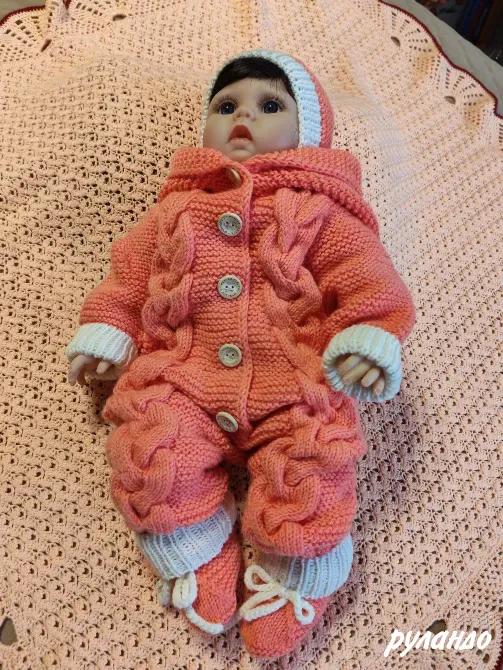 Вязаный комбинезон для новорожденного 0-3 мес. с шапочкой и пинетками Москва - изображение 2