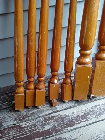 Балясины деревянные и столб Краснодар