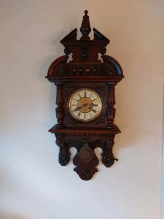 Антикварные настенные часы с маятником из Германии Санкт-Петербург
