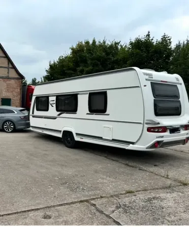 Прицеп-дача Fendt Saphir 495 SKM Санкт-Петербург