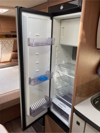 Прицеп-дача Fendt Saphir 495 SKM Санкт-Петербург