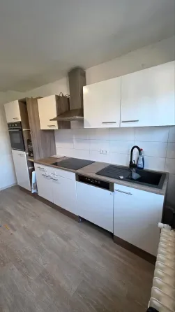 Кухонный гарнитур со встроенной техникой Калининград