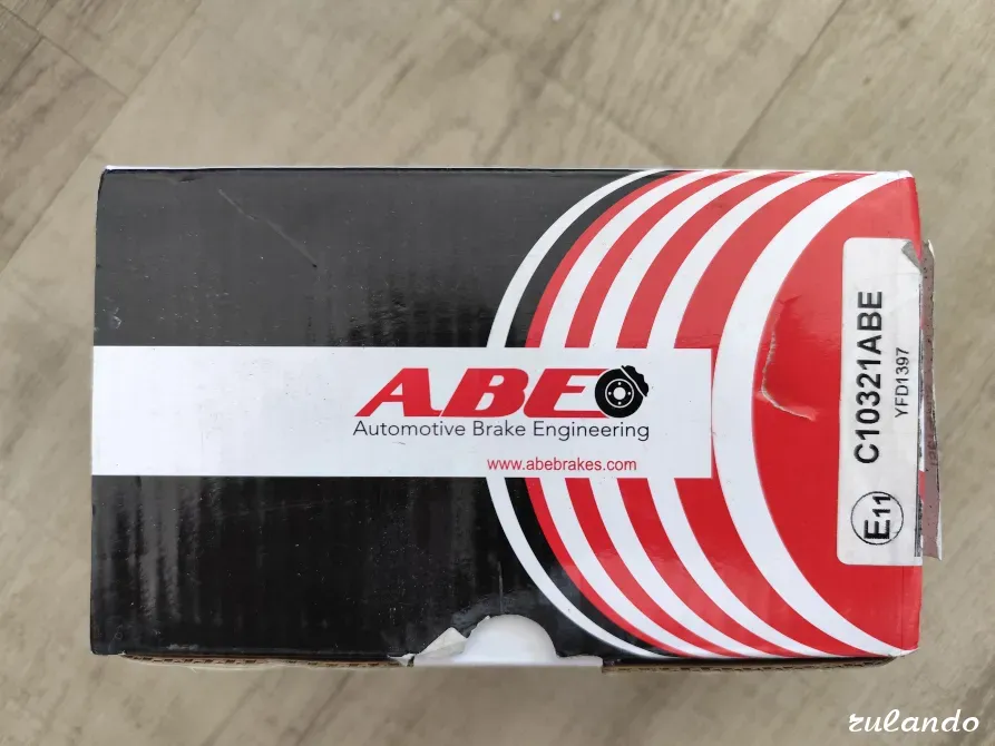 Новые тормозные колодки Abe C10321 для Kia Ceed и Hyundai i30 Калининград - изображение 1