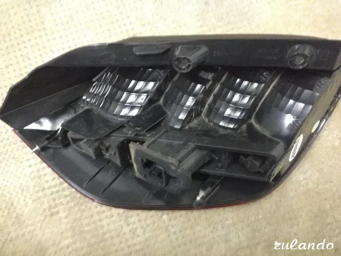 Задний правый стоп-фонарь для Renault Grand Scenic II 2004 Калининград - изображение 2